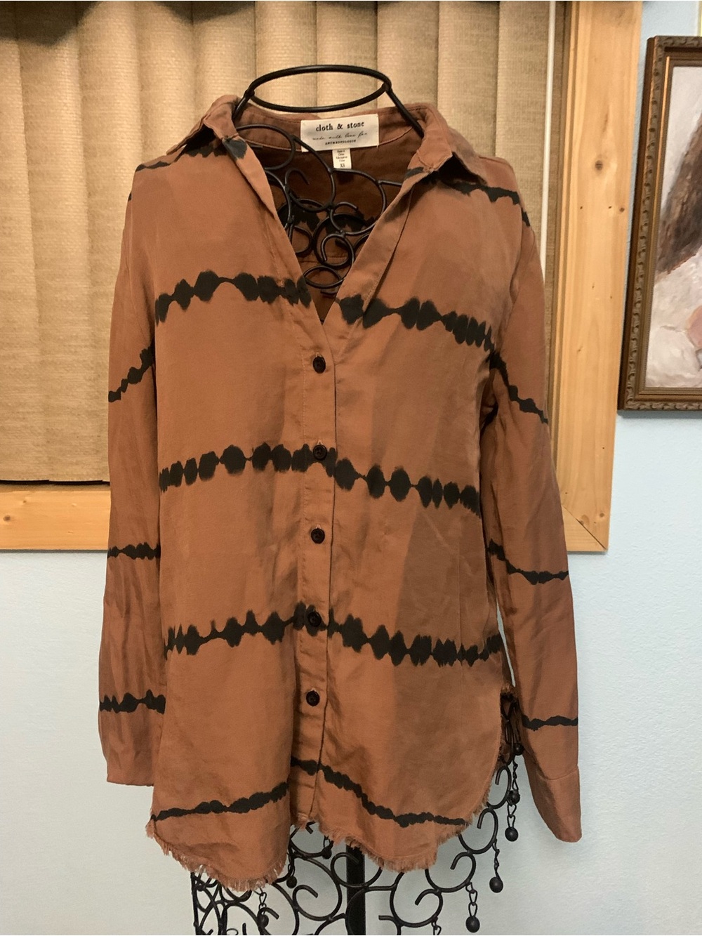 cloth & stone Brown Button-Up Tie-Dye Stripe Blouse